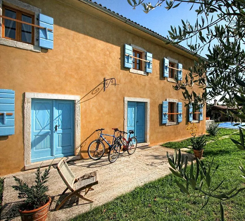 Holiday Home Hedera Svetvincenat 0*,